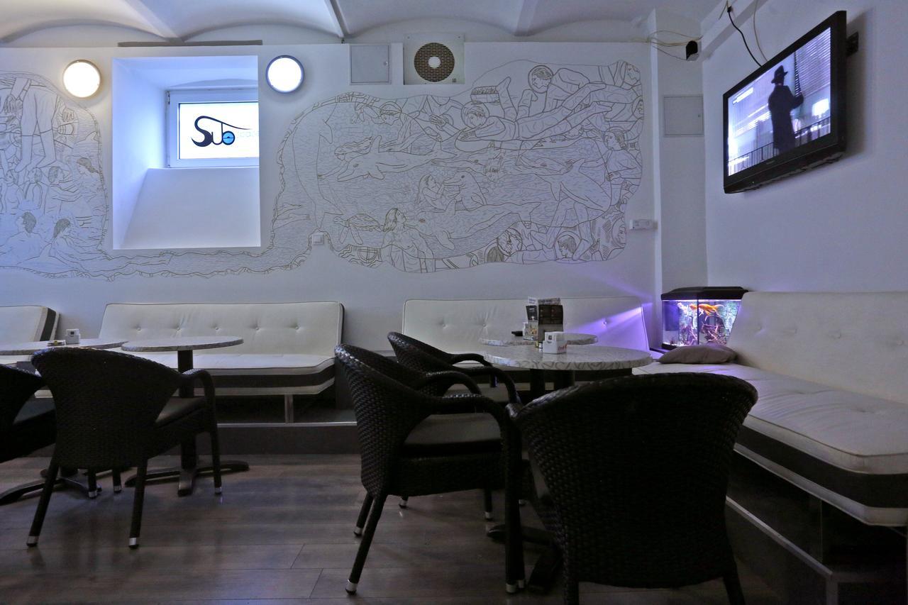 Subspace Hostel Zagrzeb Zewnętrze zdjęcie
